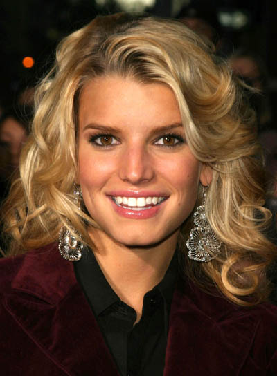 jessica simpson hair updo. JESSICA ALBA middot; ASHLEE SIMPSON